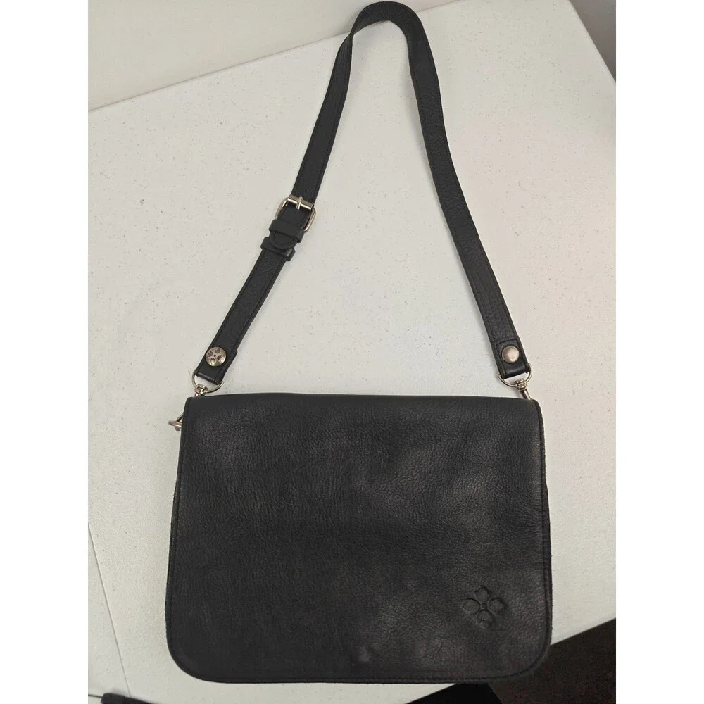Patricia Nash Vito Smooth Leather Flap Black Crossbody Women's Purse Handbag EUC